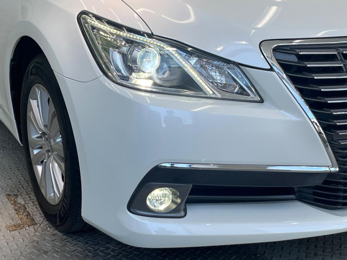 2015 Toyota Crown Hybrid DAA-AWS210 (UW-6a2b77913ffc5)[9]