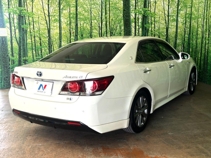 2016 Toyota Crown Hybrid DAA-AWS210 (UW-6a2b779172b2a)[27]