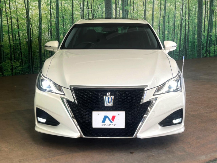 2016 Toyota Crown Hybrid DAA-AWS210 (UW-6a2b779172b2a)[12]