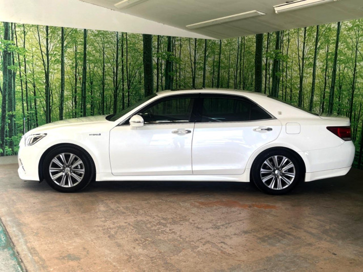2016 Toyota Crown Hybrid DAA-AWS210 (UW-6a2b779172b2a)[14]