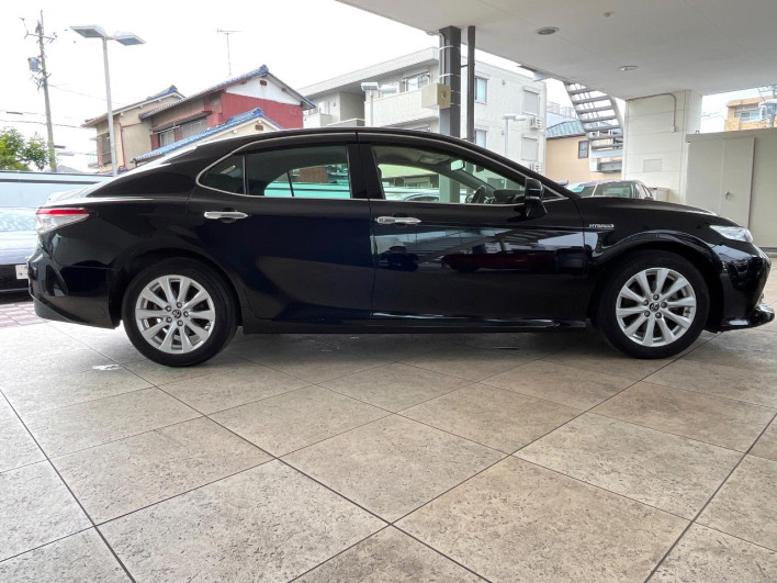 2017 Toyota Camry DAA-AXVH70 (UW-6a2b77a012ac2)[9]