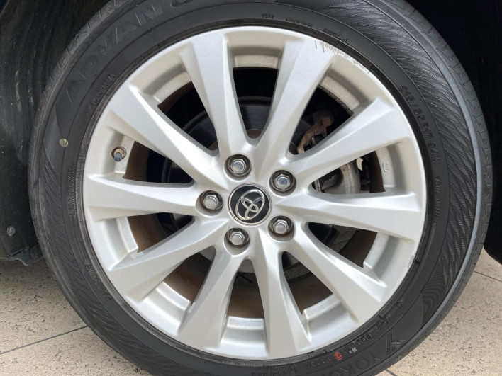 2017 Toyota Camry DAA-AXVH70 (UW-6a2b77a012ac2)[16]