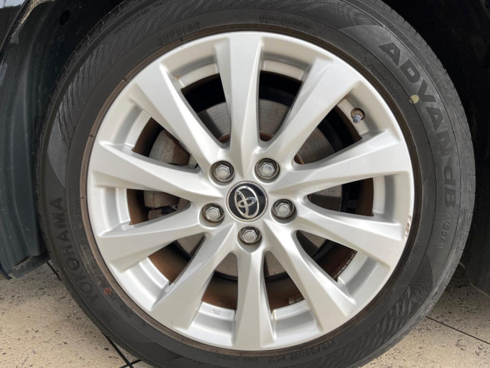 2017 Toyota Camry DAA-AXVH70 (UW-6a2b77a012ac2)[14]