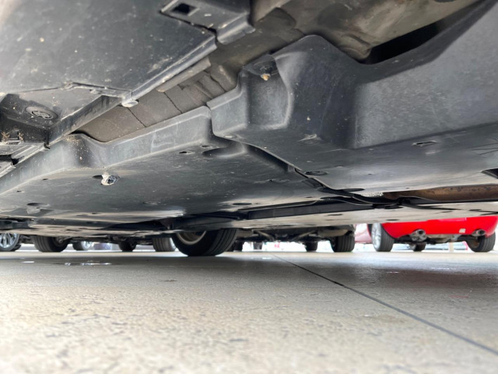 2017 Toyota Camry DAA-AXVH70 (UW-6a2b77a012ac2)[15]