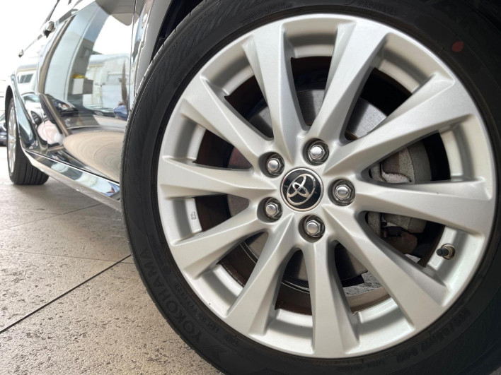 2017 Toyota Camry DAA-AXVH70 (UW-6a2b77a012ac2)[22]