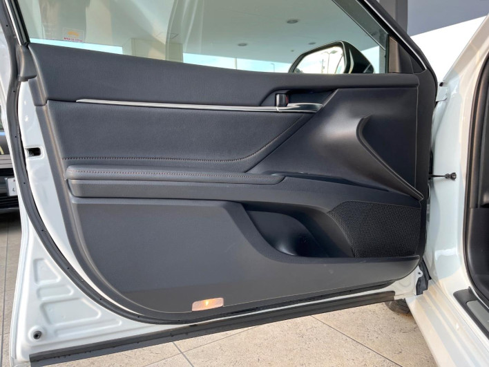 2018 Toyota Camry DAA-AXVH70 (UW-6a2b77a03120f)[27]