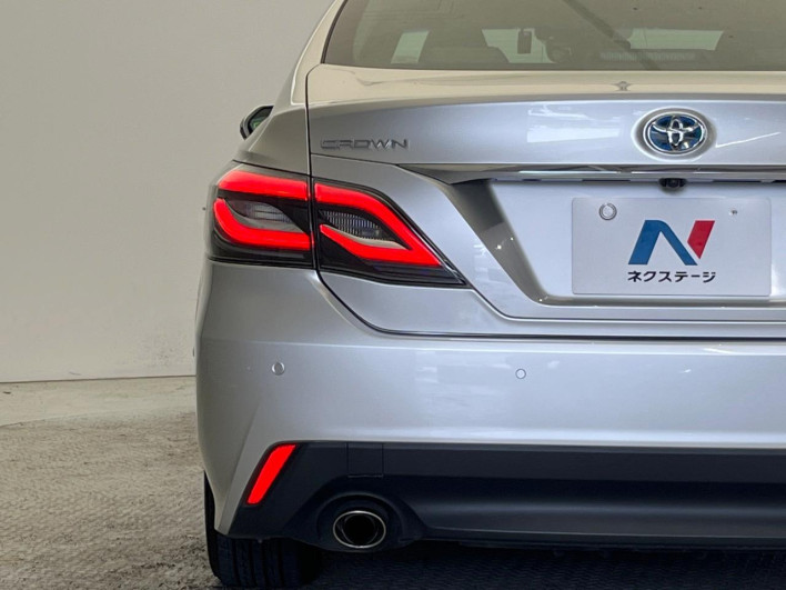 2019 Toyota Crown Hybrid 6AA-AZSH20 (UW-6a2b77a61e9b3)[17]