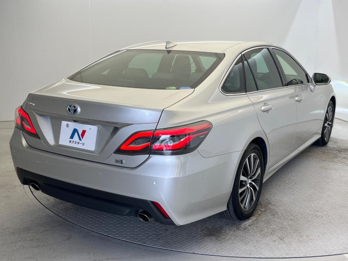 2019 Toyota Crown Hybrid 6AA-AZSH20 (UW-6a2b77a61e9b3)[15]