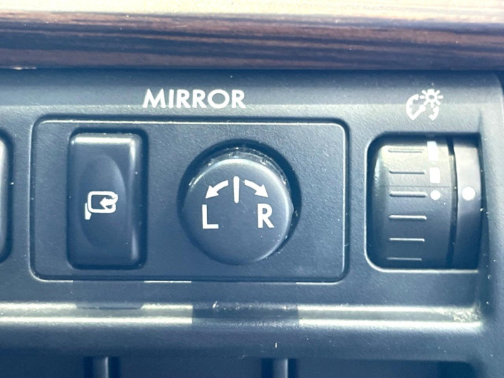 2013 Subaru Legacy Outback DBA-BRM (UW-6a2b77c989b28)[4]