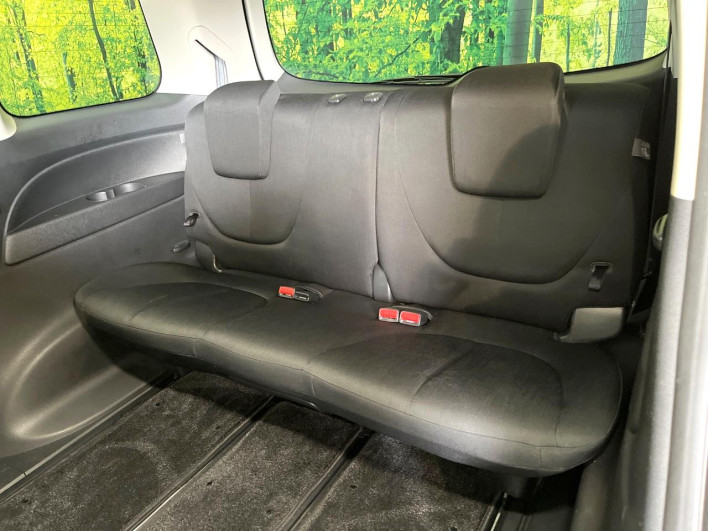 2014 Mazda Biante DBA-CCFFW (UW-6a2b77cb8394d)[23]