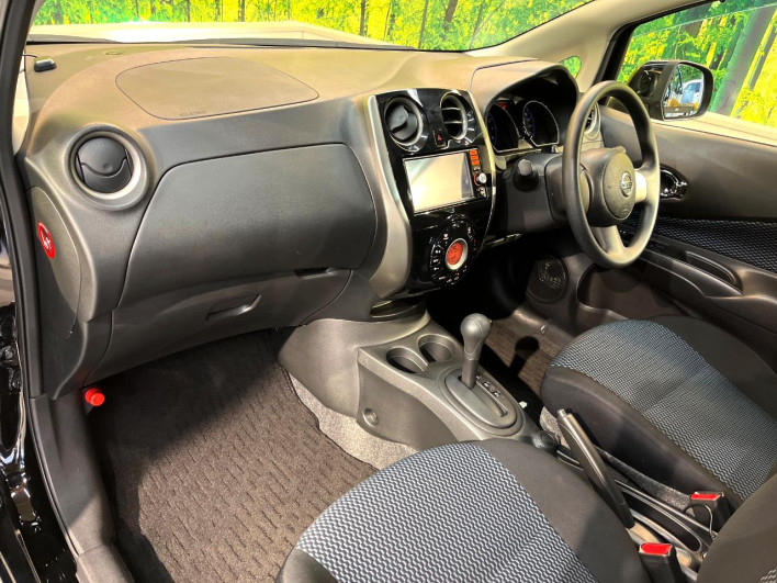 2014 Nissan Note DBA-E12 (UW-6a2b77df5986f)[29]