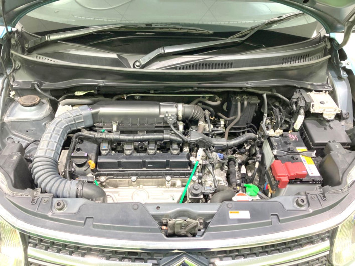 2016 Suzuki Ignis DAA-FF21S (UW-6a2b77e897222)[4]
