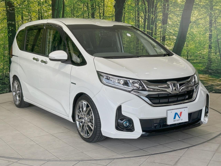 2017 Honda Freed hybrid DAA-GB7 (UW-6a2b77ec726cc)[18]