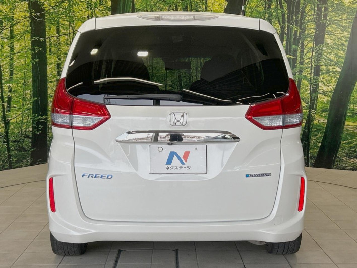 2017 Honda Freed hybrid DAA-GB7 (UW-6a2b77ec726cc)[15]