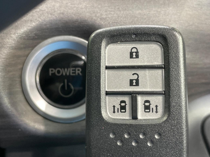 2019 Honda Freed hybrid DAA-GB7 (UW-6a2b77ee60e5d)[5]