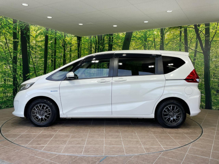 2019 Honda Freed hybrid DAA-GB7 (UW-6a2b77ee60e5d)[18]