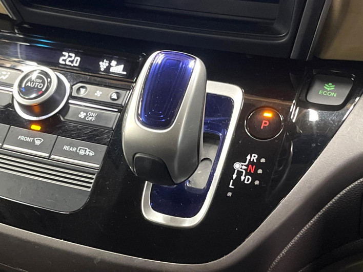 2019 Honda Freed hybrid DAA-GB7 (UW-6a2b77ee9ceb3)[28]