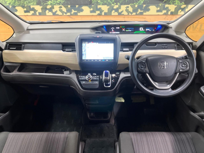 2019 Honda Freed hybrid DAA-GB7 (UW-6a2b77ee9ceb3)[21]