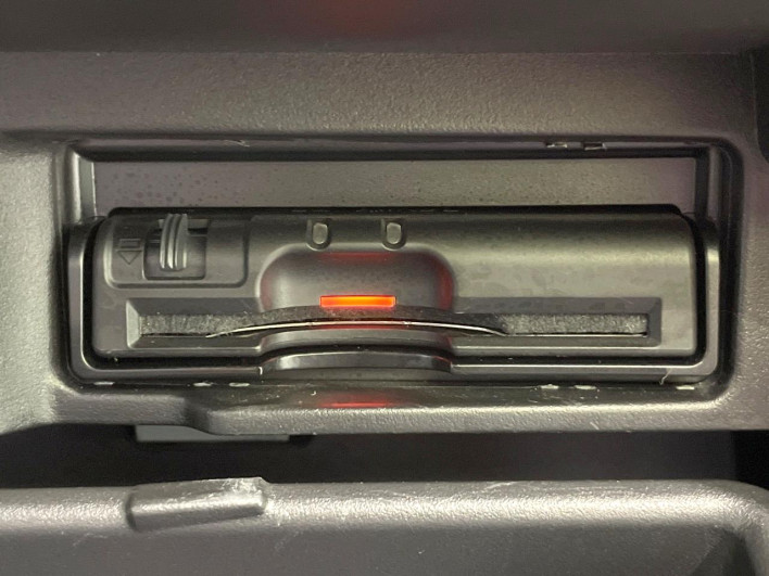 2017 Nissan Serena DAA-GFC27 (UW-6a2b77f5330cb)[24]