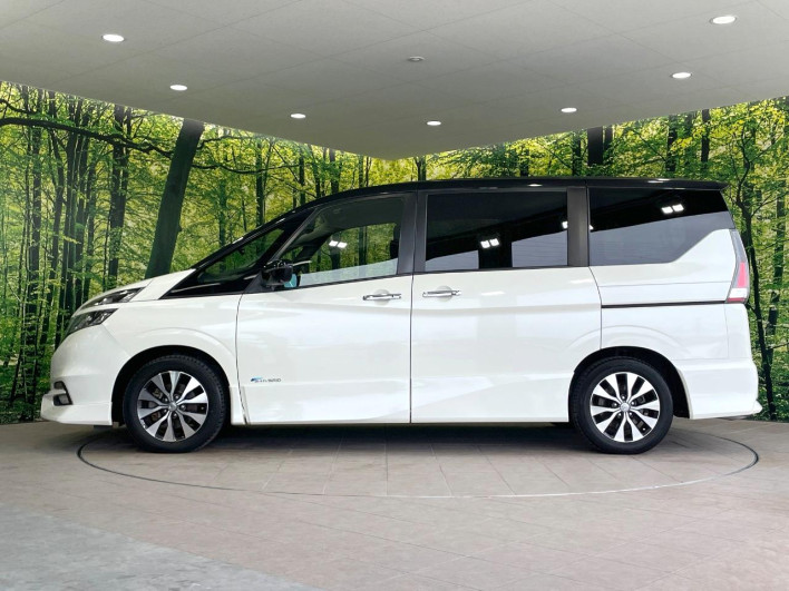 2017 Nissan Serena DAA-GFC27 (UW-6a2b77f5330cb)[5]