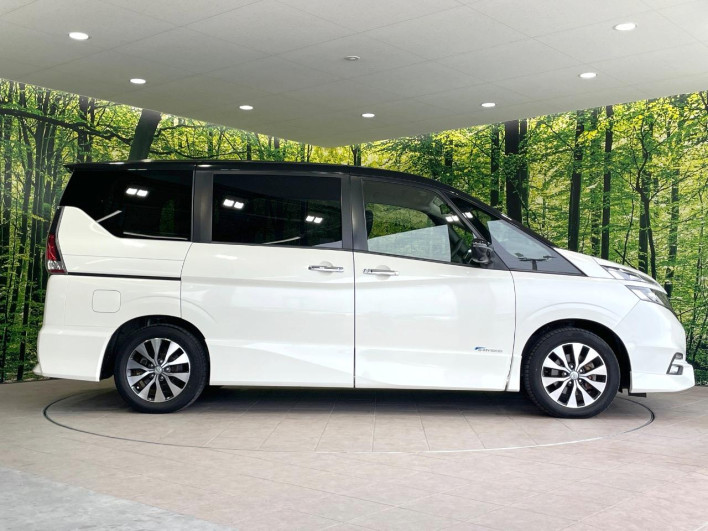 2017 Nissan Serena DAA-GFC27 (UW-6a2b77f5330cb)[9]