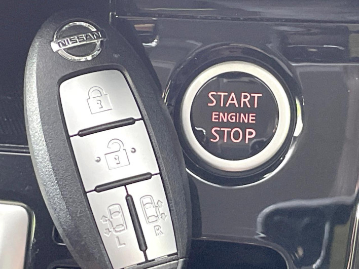 2017 Nissan Serena DAA-GFC27 (UW-6a2b77f5330cb)[27]
