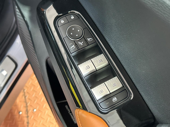 2022 Mitsubishi OUTLANDER PHEV 5LA-GN0W (UW-6a2b7800200f8)[15]
