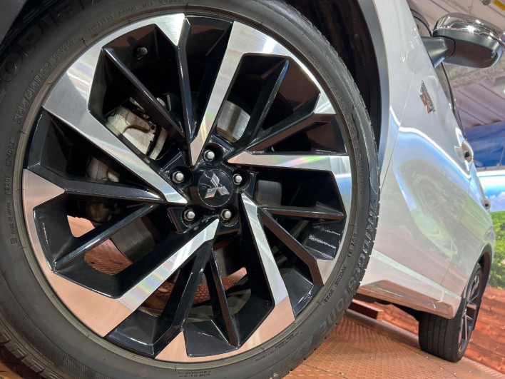 2022 Mitsubishi OUTLANDER PHEV 5LA-GN0W (UW-6a2b7800200f8)[6]