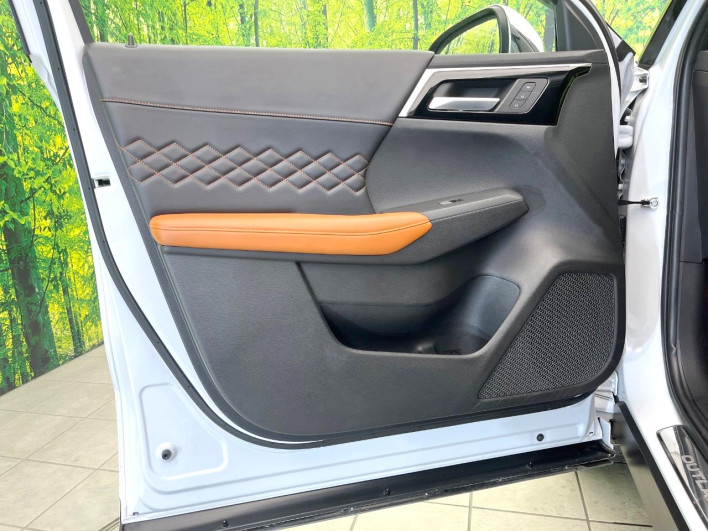 2023 Mitsubishi OUTLANDER PHEV 5LA-GN0W (UW-6a2b780046b8d)[29]