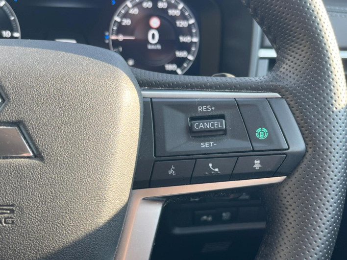 2023 Mitsubishi OUTLANDER PHEV 5LA-GN0W (UW-6a2b78006522c)[27]