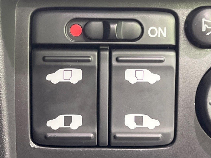 2013 Honda Freed hybrid DAA-GP3 (UW-6a2b7802a384d)[21]