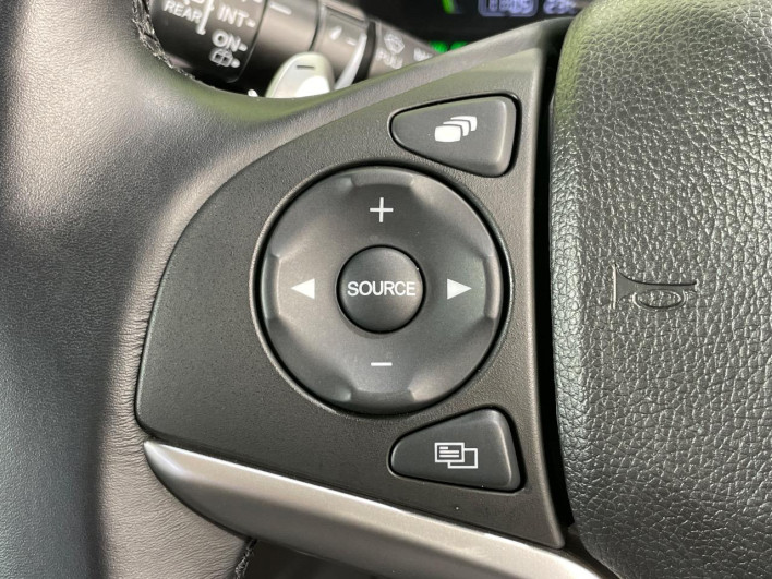 2018 Honda SHUTTLE DAA-GP7 (UW-6a2b78054ea93)[25]