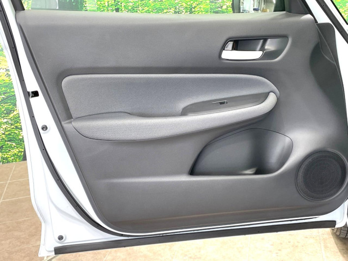 2020 Honda Fit 6AA-GR3 (UW-6a2b7806474fd)[28]