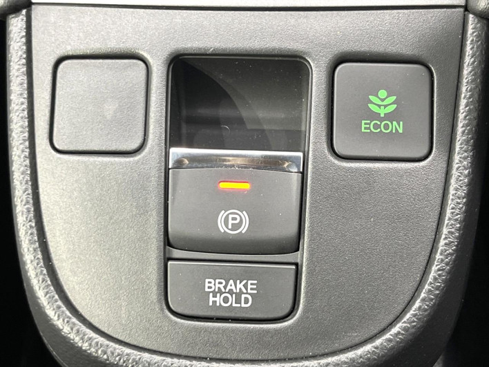 2021 Honda Fit 6AA-GR4 (UW-6a2b7806c714a)[25]