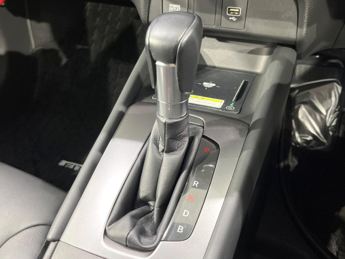 2021 Honda Fit 6AA-GR4 (UW-6a2b7806c714a)[24]