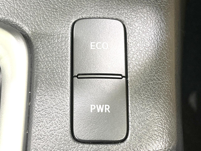 2022 Toyota Hilux 3DF-GUN125 (UW-6a2b781529e89)[16]