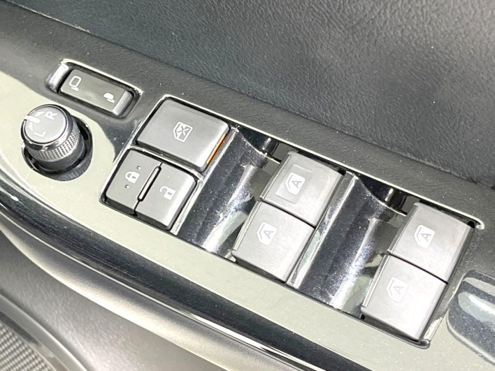 2022 Toyota Hilux 3DF-GUN125 (UW-6a2b781529e89)[26]