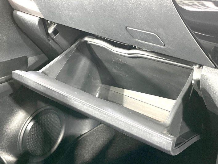 2022 Toyota Hilux 3DF-GUN125 (UW-6a2b781529e89)[9]
