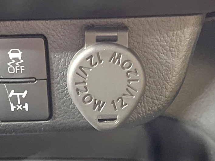 2022 Toyota Hilux 3DF-GUN125 (UW-6a2b781529e89)[12]