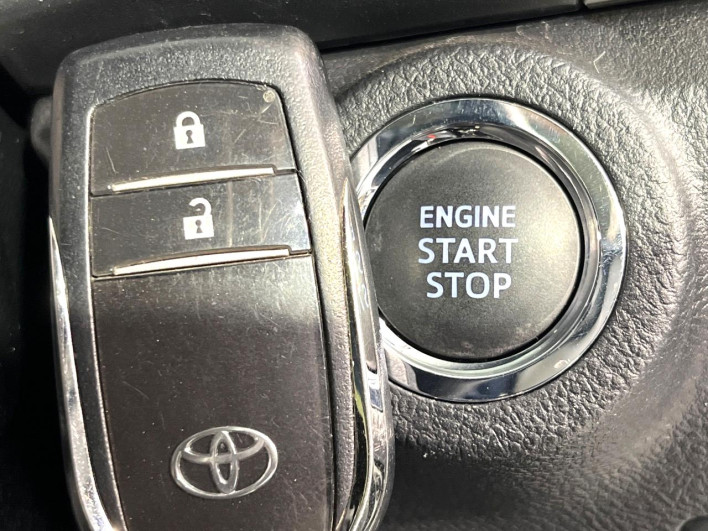 2022 Toyota Hilux 3DF-GUN125 (UW-6a2b78154699d)[16]