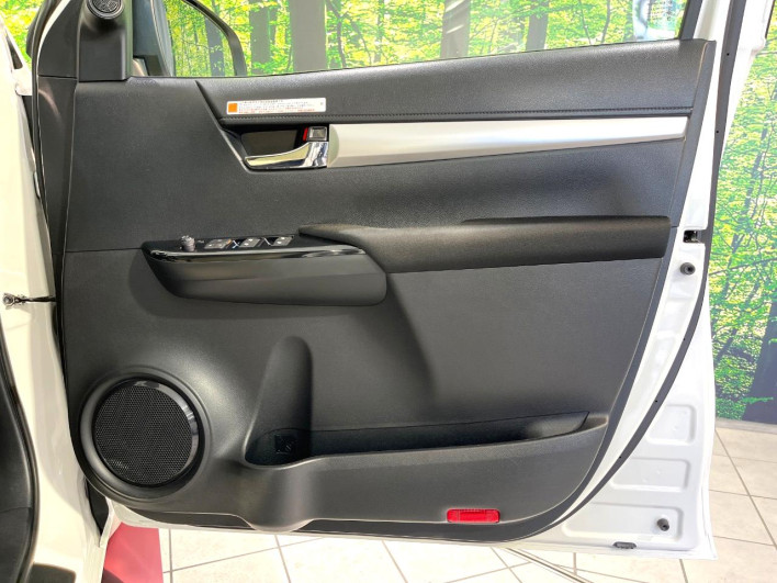2022 Toyota Hilux 3DF-GUN125 (UW-6a2b78154699d)[15]