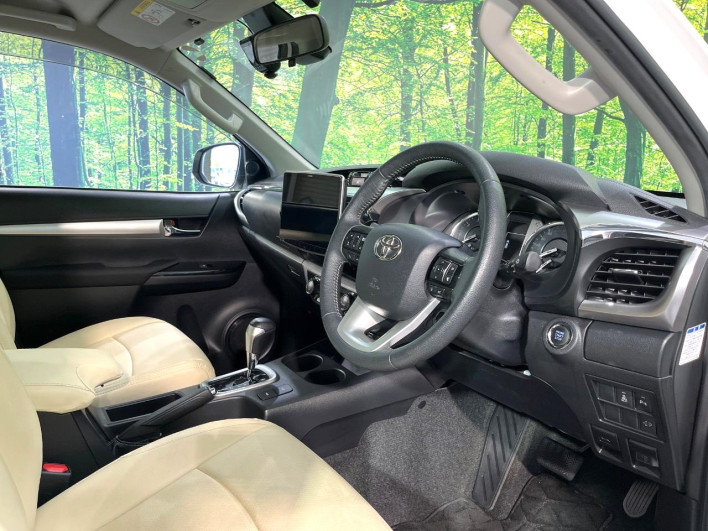 2022 Toyota Hilux 3DF-GUN125 (UW-6a2b78154699d)[13]
