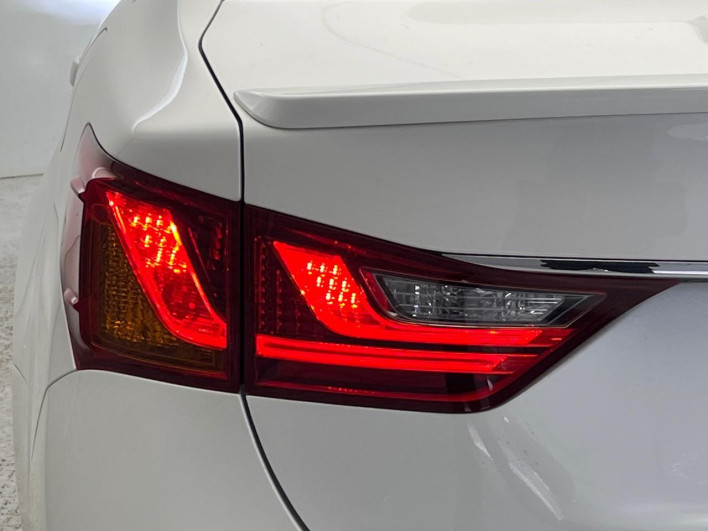 2013 Lexus GS DAA-GWL10 (UW-6a2b7815d63af)[19]