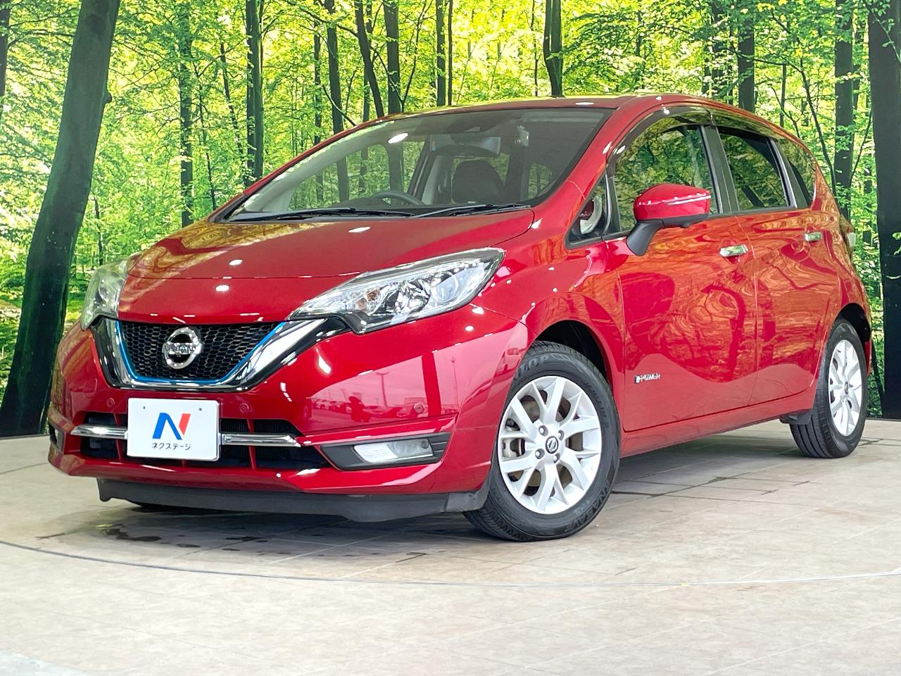 2018 Nissan Note DAA-HE12