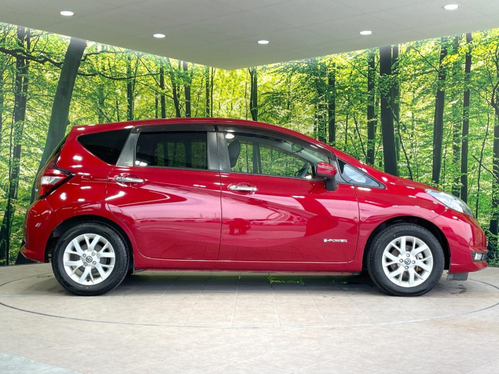 2018 Nissan Note DAA-HE12 (UW-6a2b781d52df6)[7]