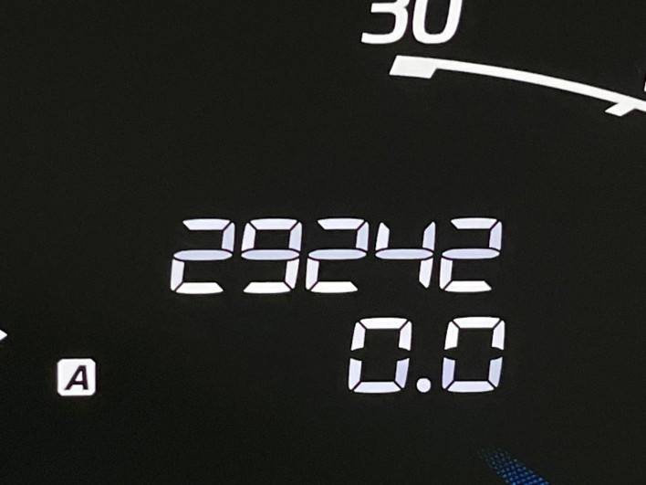 2013 Nissan Serena DAA-HFC26 (UW-6a2b7822769b3)[2]
