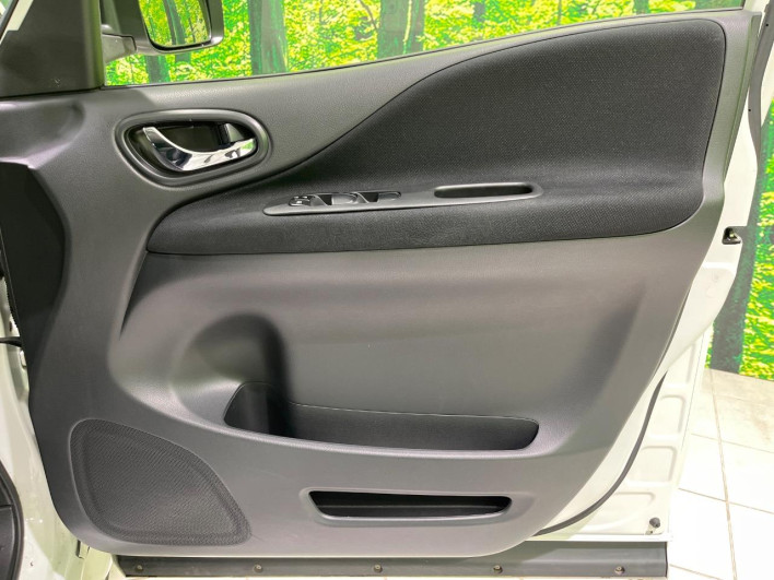 2013 Nissan Serena DAA-HFC26 (UW-6a2b7822769b3)[19]