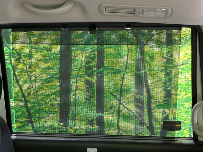 2013 Nissan Serena DAA-HFC26 (UW-6a2b7822769b3)[11]