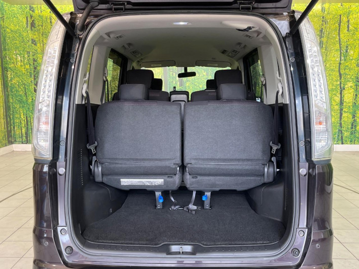 2013 Nissan Serena DAA-HFC26 (UW-6a2b78228d5f4)[20]