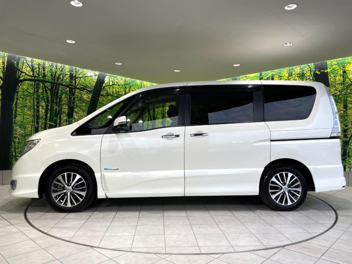 2015 Nissan Serena DAA-HFC26 (UW-6a2b78247cf64)[8]